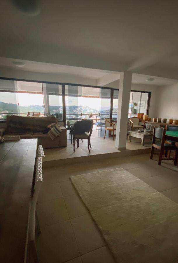 Habitación en casa particular Suites Buzios